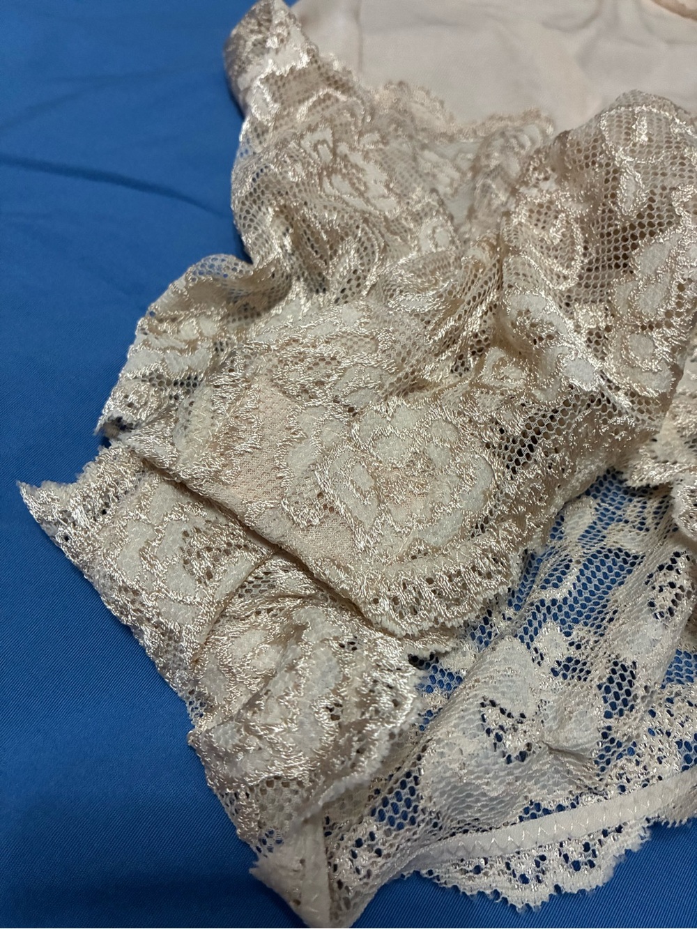 Ladies Lingerie - Picture 8 of 9